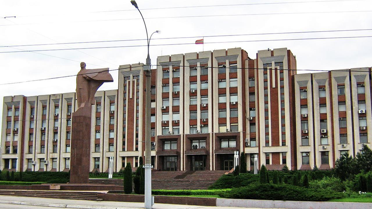 Luna Tiraspol Room photo